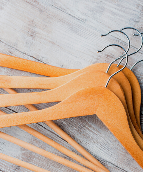 Advantages of Luxury Wooden Hangers