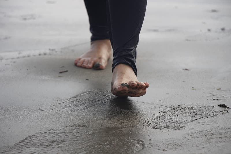 https://www.butlerluxury.com/cdn/shop/articles/person-in-black-pants-standing-on-beach-during-daytime_800x.jpg?v=1602130689